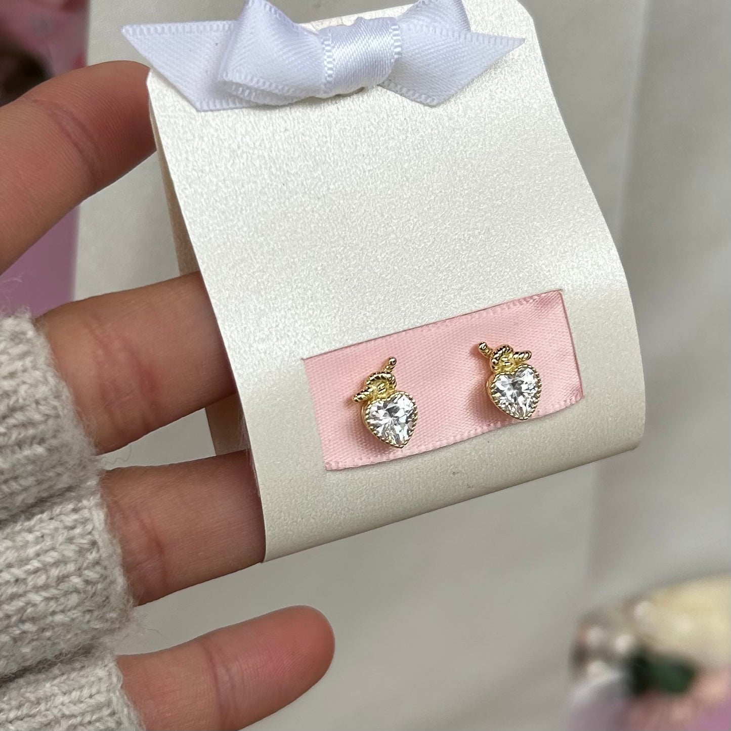 “FEARLESS HEARTS” GOLD EARRINGS
