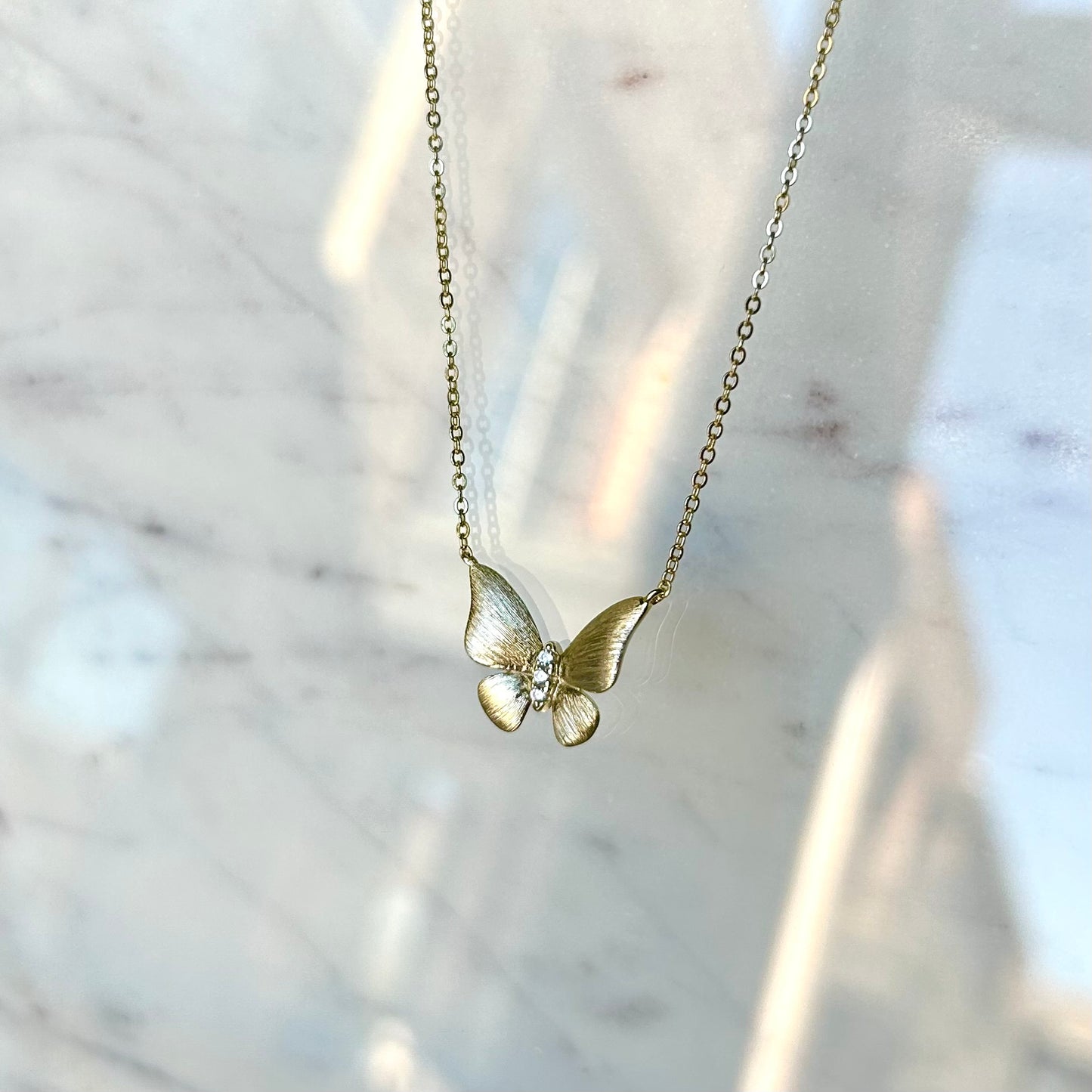 "GOLDEN AURA" GOLD NECKLACE