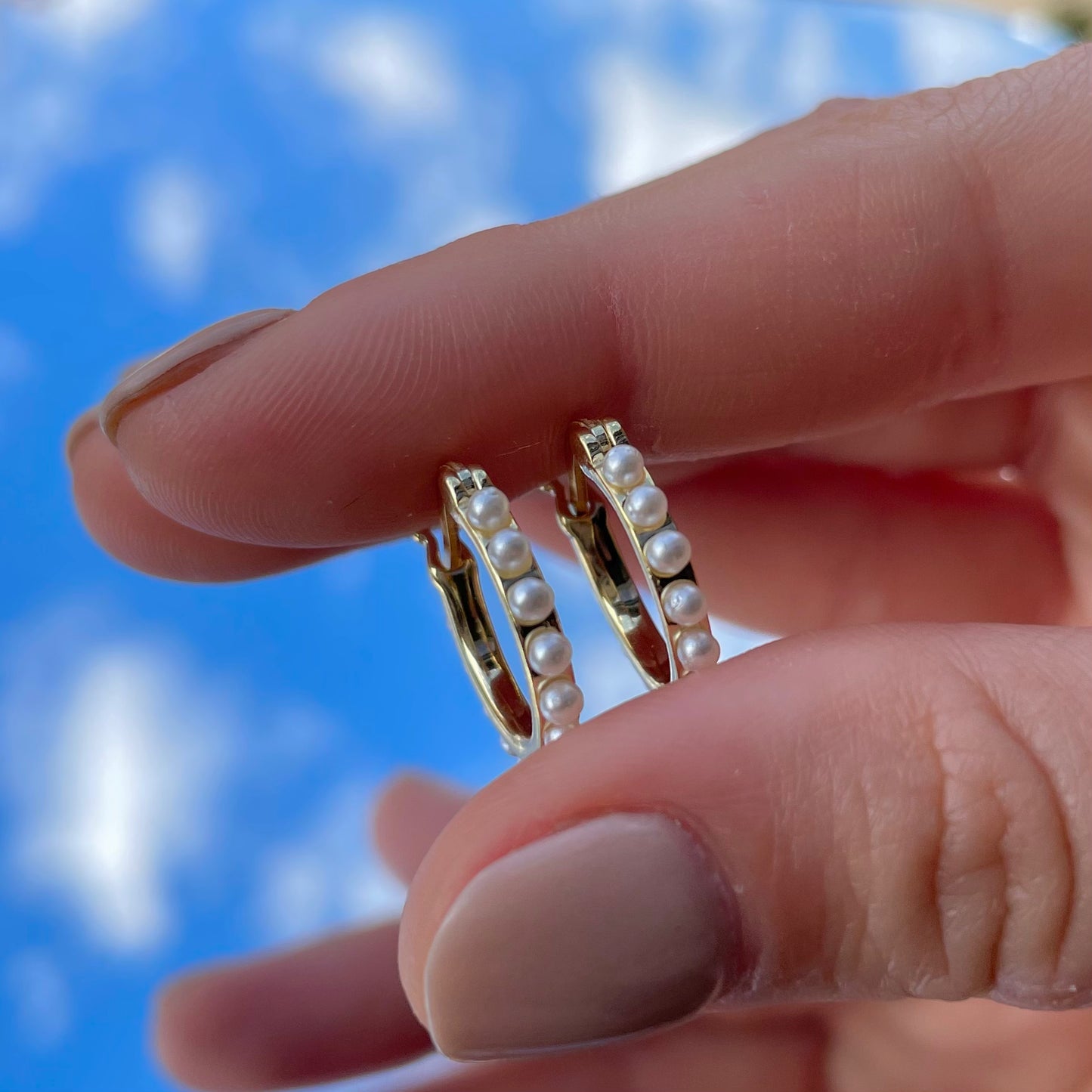 “DAINTY PEARLS” SILVER/GOLD EARRINGS